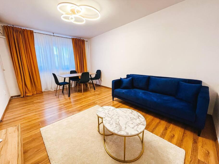Quickspace Modern Concept Бухарест Экстерьер фото